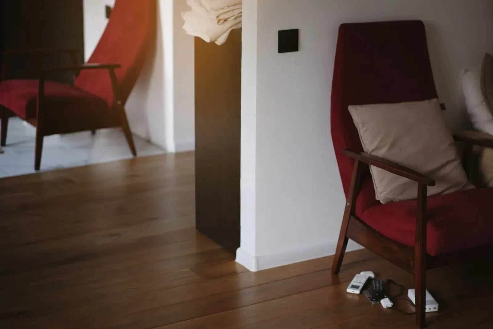 Séance d'hypnose à domicile à Rennes : un fauteuil confortable dans un salon calme